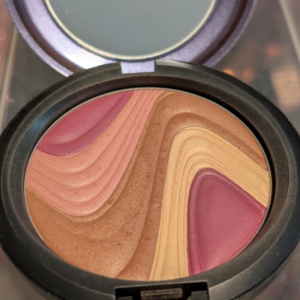 MAC Cosmetics Pink and Brown Blush Palette